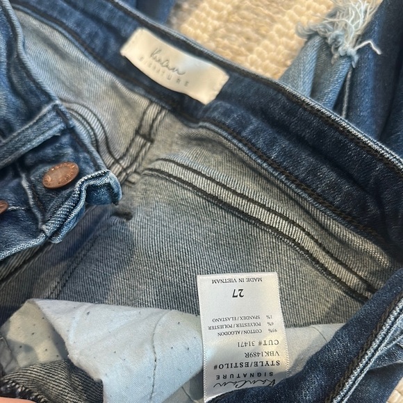 KanCan High Rise Blue Jeans with Subtle Fading - Picture 5 of 5